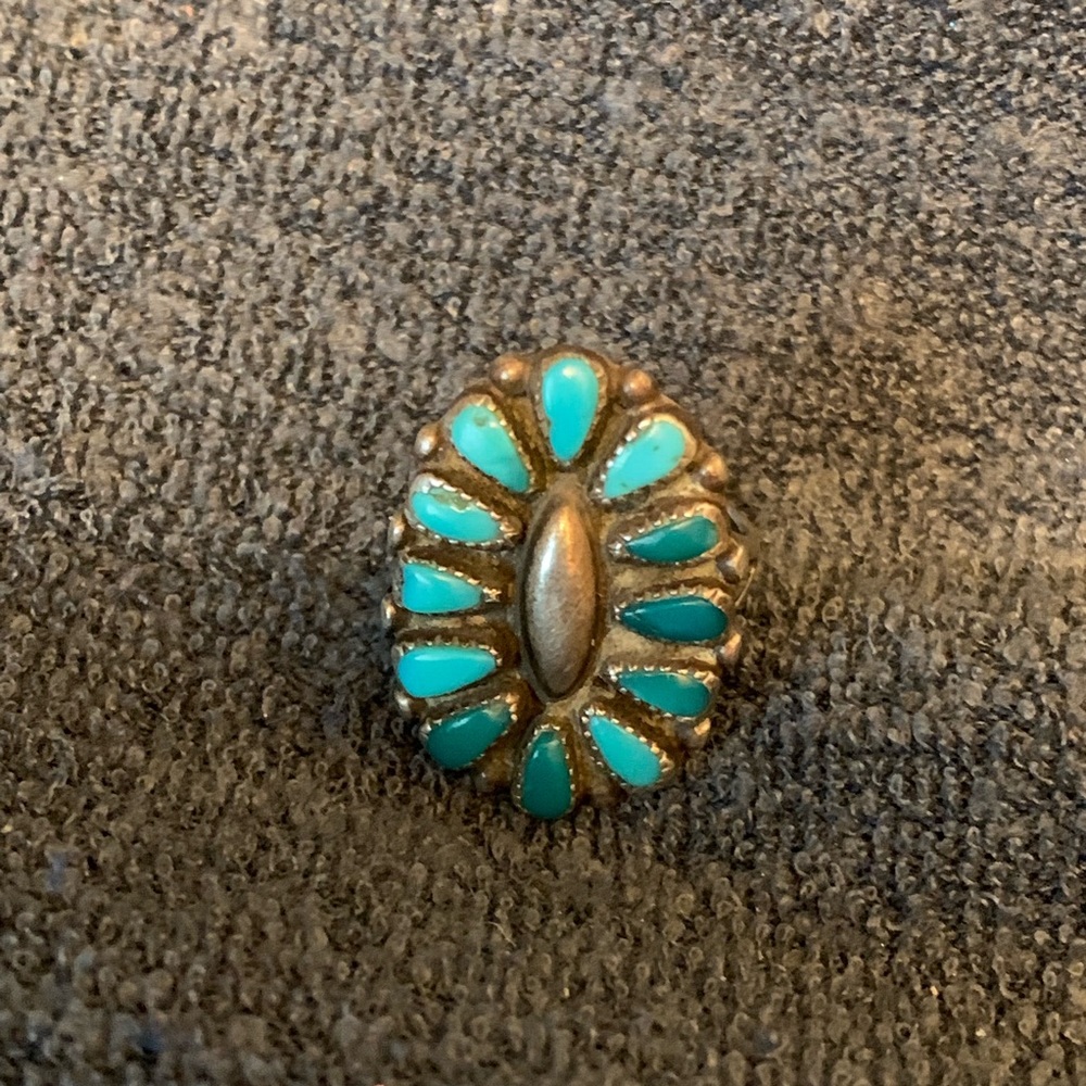 MaryannFelix Chavez Petitpoint Repousse’ Ring  5.5